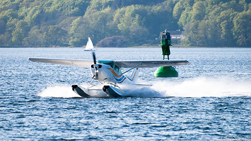 Das Wasserflugzeug während eines Rundfluges über den Ochseninseln in der Flensburger Förde.